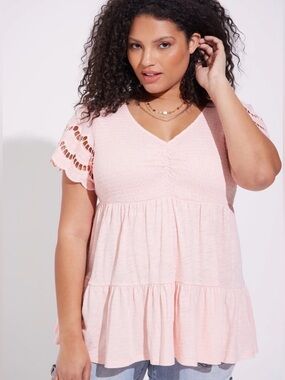 $8❤️Bundled Torrid Shirt